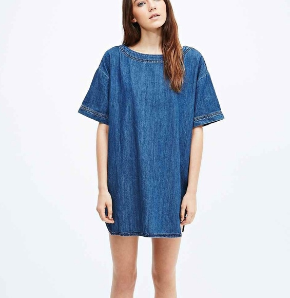 Urban Outfitters Dresses & Skirts - NWT Urban Outfitters BDG Denim Shift Dress Lg